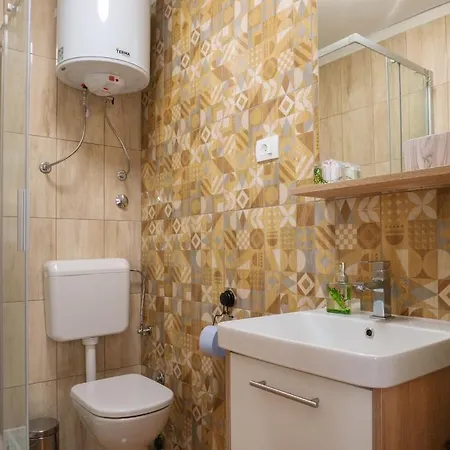Apartment Woodgreen Studio 4* Sibenik