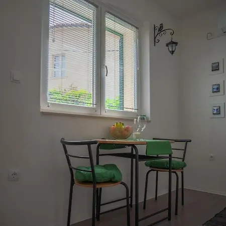 Woodgreen Studio 4* Apartment *